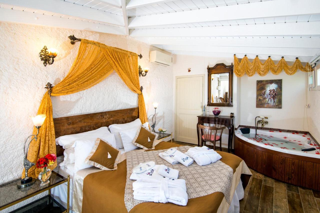 Alacati Sultan Konak Butik Otel ℳℛ Luxury Concept Exterior foto