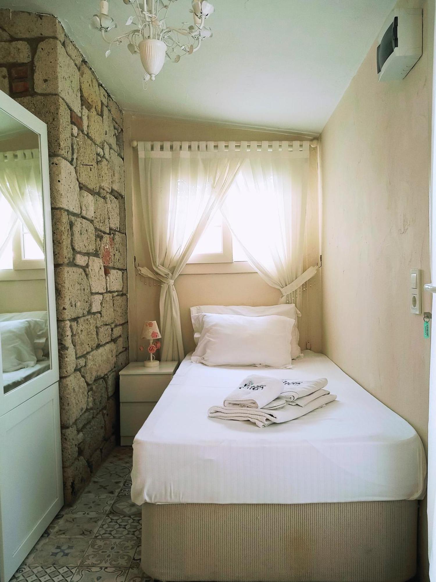 Alacati Sultan Konak Butik Otel ℳℛ Luxury Concept Habitación foto